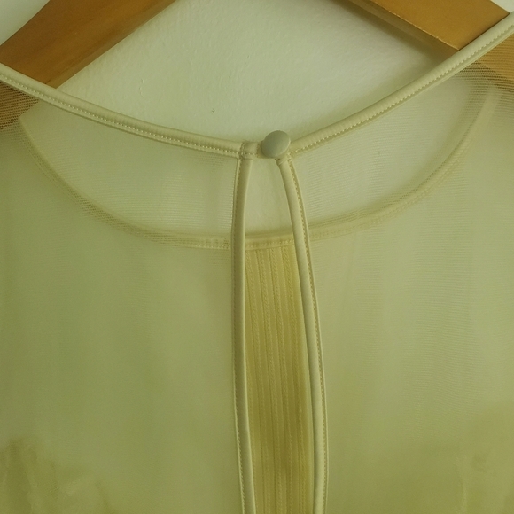 Calvin Klein Ivory Spring Rose Bodysuit - Picture 9 of 15